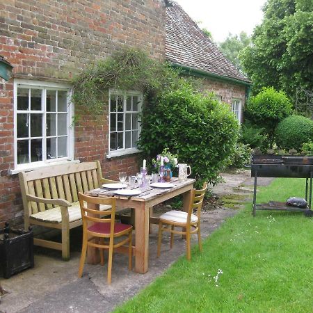 Job'S Mill Cottage Warminster Esterno foto
