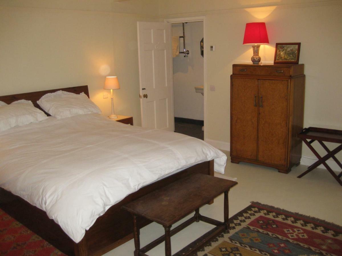 Job'S Mill Cottage Warminster Esterno foto